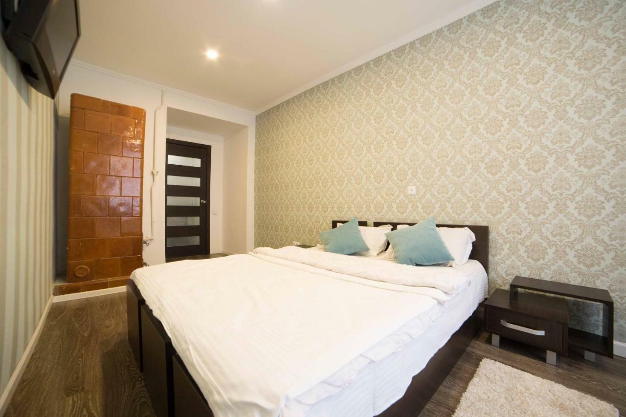 Staroievreiska Apartments Lviv Buitenkant foto